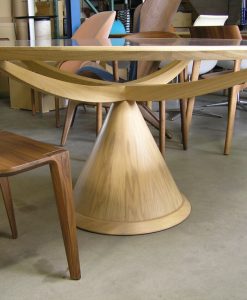 Nieuwe We Wood Vasco tafel, diameter 150 cm
