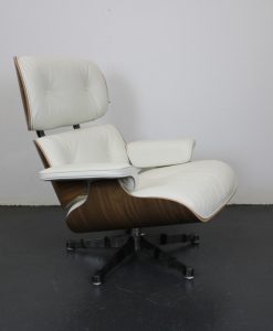 Vitra Eames Lounge Chair, Hella Jongerius, Wit leer, noten XL