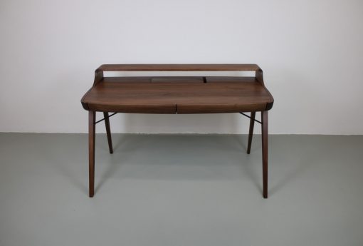 Artisan Picard bureau met plank, Europees walnoot