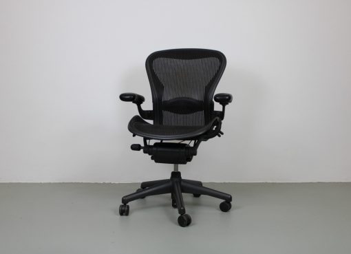 Herman Miller Aeron Graphite bureaustoelen, refurbished, type B