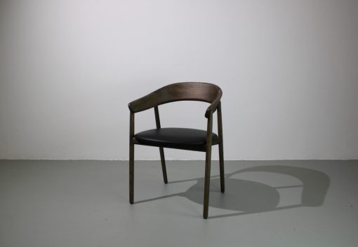 Artisan-Insan, Janu Armchairs, Eiken Dark oil