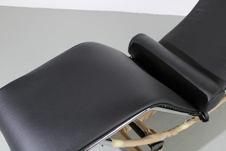 Cassina LC4 chaise longue, zwart leer - Afbeelding 3