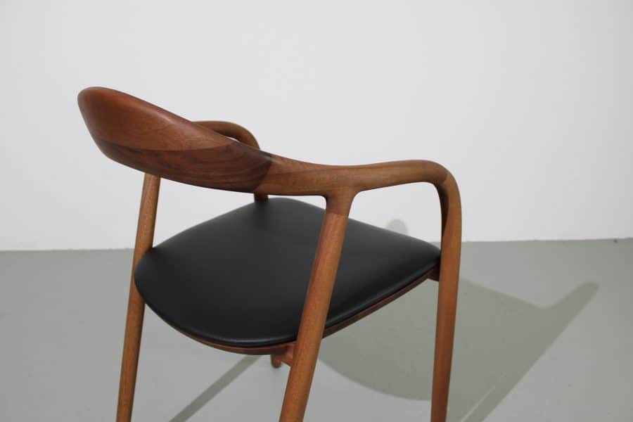 Artisan Neva stoelen, Europees walnoot, zwart leer - Afbeelding 5