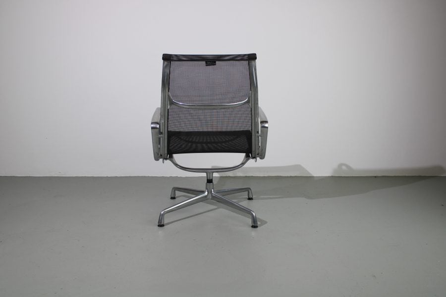 Vitra Eames EA 116 fauteuils, Netweave grijs - Afbeelding 3