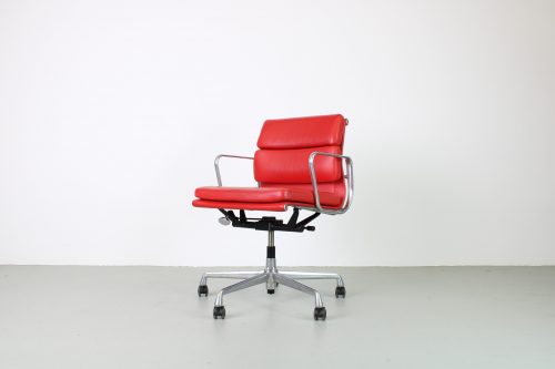 Vitra EA 217 Softpad, Rood