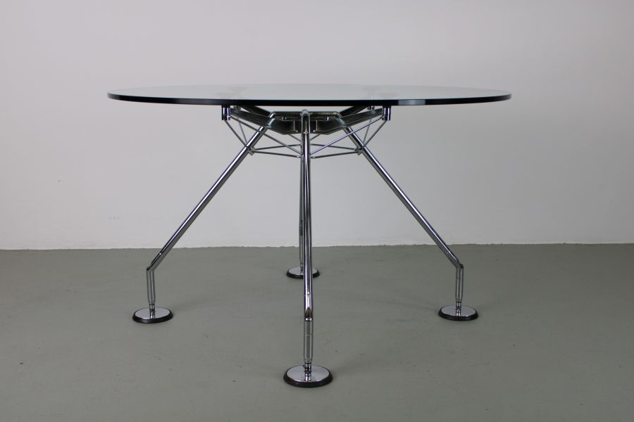 Tecno Nomos tafel 120 cm