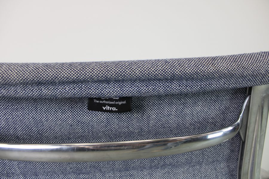 2x Vitra EA 104, aluminium, wit/blauw hopsak - Afbeelding 5