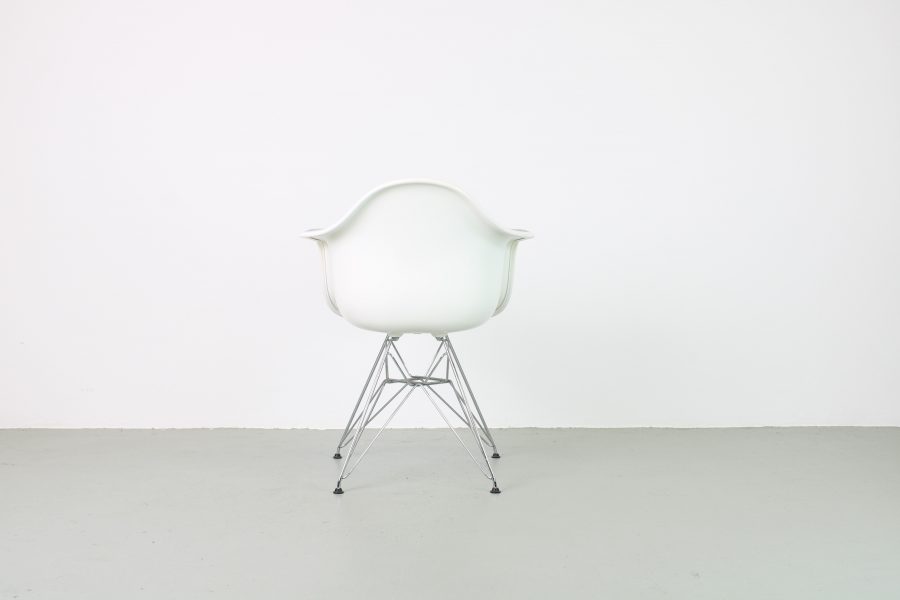 6x Vitra Eames DAR dining chairs, wit - Afbeelding 3