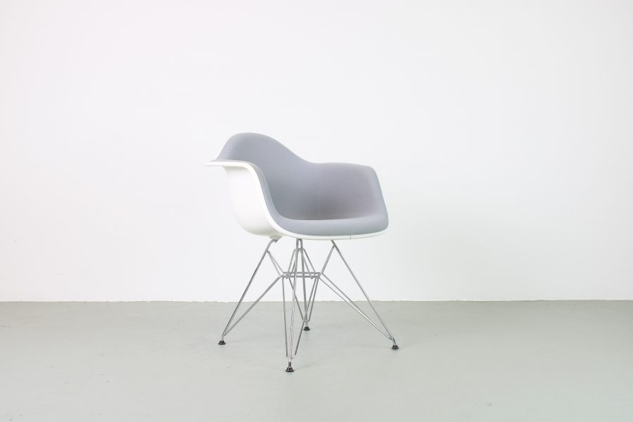 6x Vitra Eames DAR dining chairs, wit - Afbeelding 4