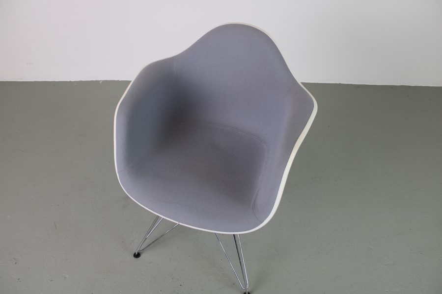 6x Vitra Eames DAR dining chairs, wit - Afbeelding 5