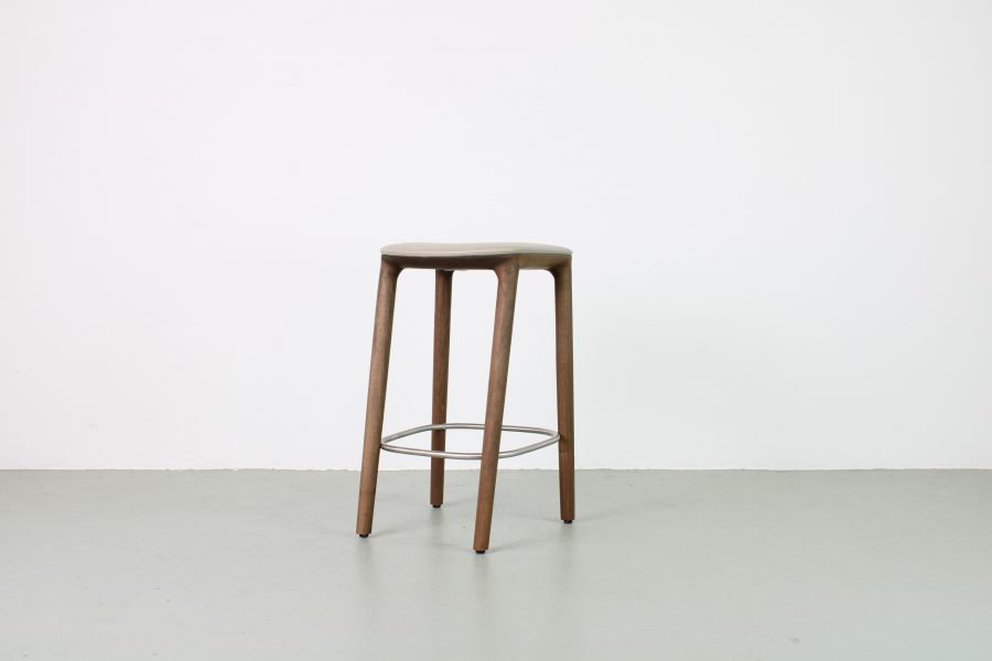 Artisan Neva barkruk, Walnoot, taupe zitting - Afbeelding 3