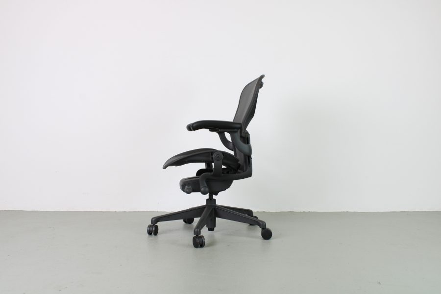 Herman Miller Aeron Bureaustoelen, type B, Graphite, nieuw - Afbeelding 2