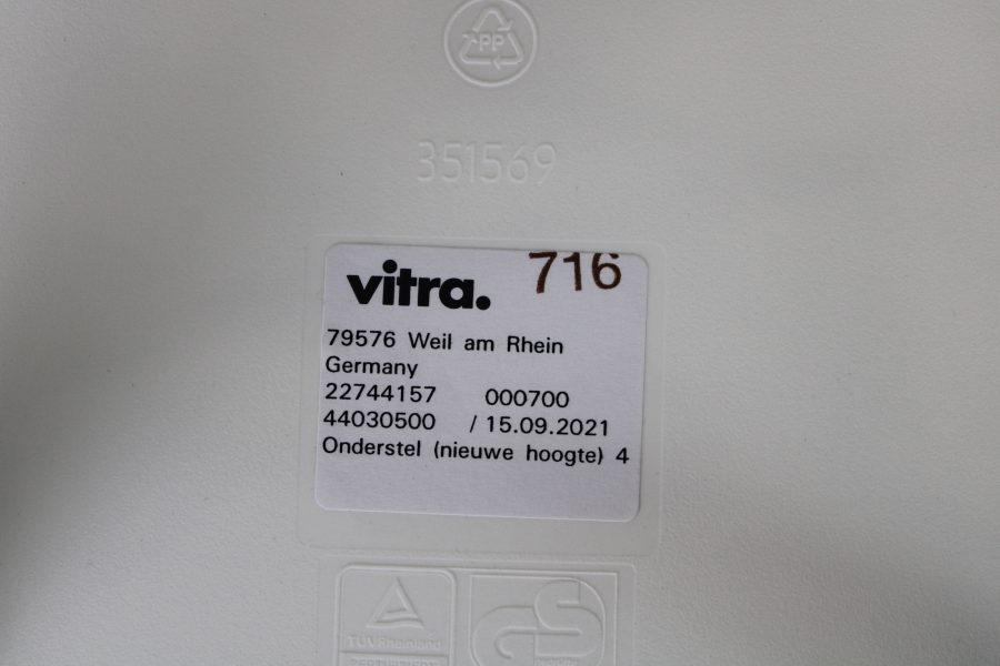 Vitra Eames DSW dinning chair, wit-zwart - Afbeelding 5