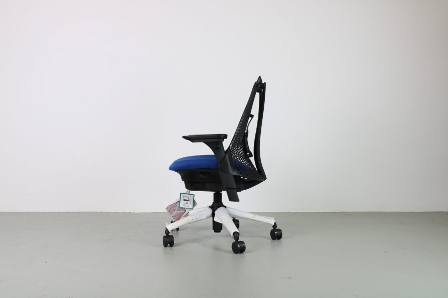 Herman Miller bureaustoel Sayl blauw - Afbeelding 2