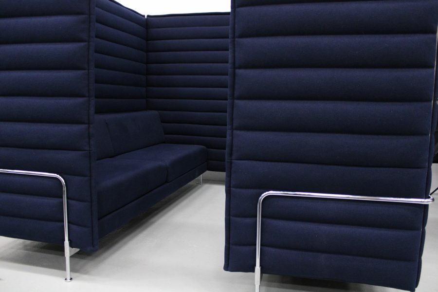 Vitra Alcove Cabin, donker blauw