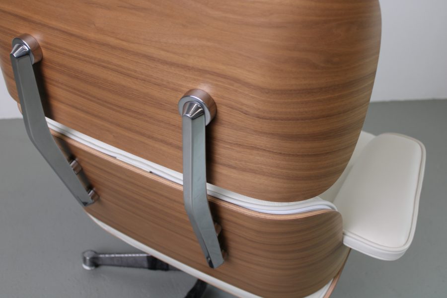 Vitra Lounge Chairs met Ottoman, Noten-wit pigment, Premium leer F wit - Afbeelding 7