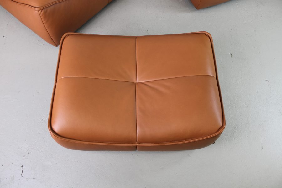Montis Florence Fauteuil met poef, Cognac leer - Afbeelding 3