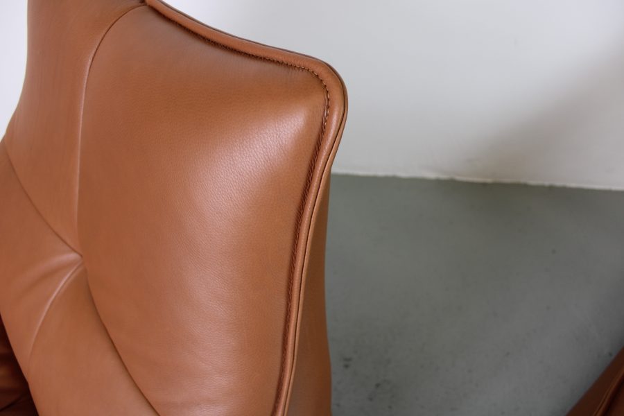 Montis Florence Fauteuil met poef, Cognac leer - Afbeelding 8