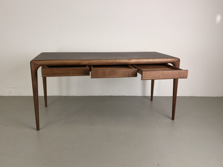 Artisan Latus Leather desk, 160/70/76, Europees walnoot - Afbeelding 2
