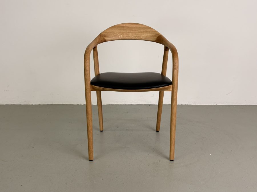 Artisan Neva eetkamerstoel, Eiken, Select leer