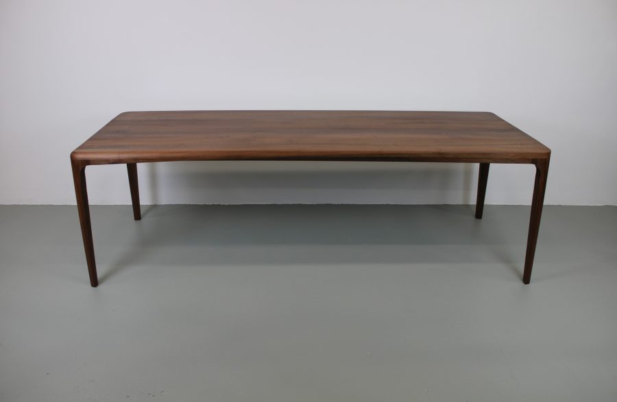 Artisan Twist tafel, Europees walnoot, 220/90/76 cm