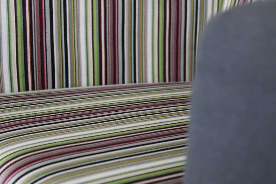 2x Prooff Earchair, Jurgen Bey met Paul Smith bekleding - Afbeelding 4