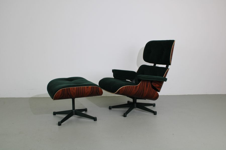 Vitra Eames Lounge Chair met Ottoman, XL, Palissander, Phlox, Limited Edition