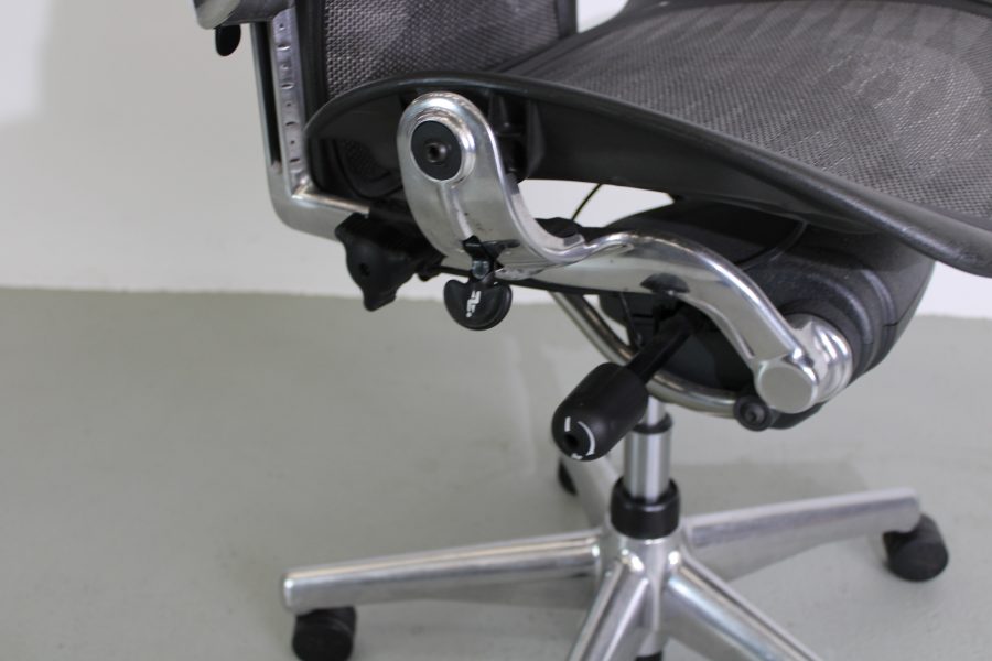 Herman Miller Aeron, bureaustoelen, Alu, Tuxedo, type B - Afbeelding 6