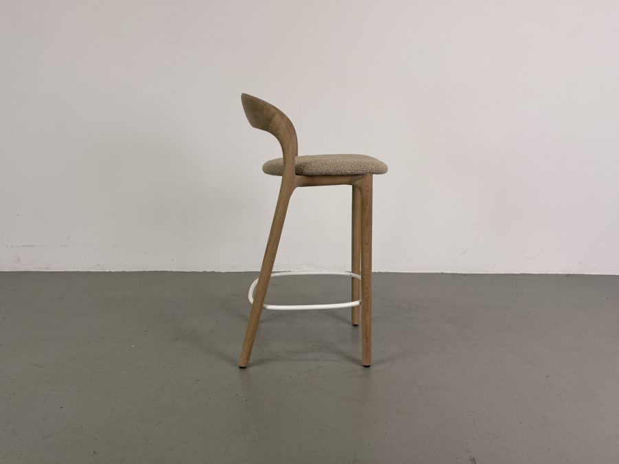 Artisan Neva Light bar chair, 65 cm, Eiken met natuurlijke zeep, Karakorum - Afbeelding 3