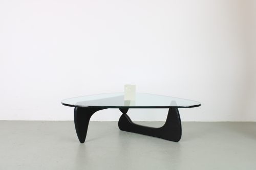Vitra Noguchi Coffeetable, zwart essenhout