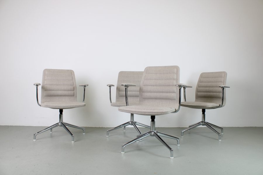 4x Cappellini Lotus conferentie stoel