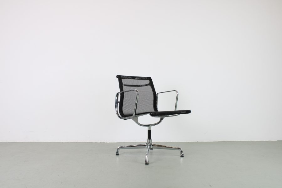 Vitra EA 107, Zwart netweave, chroom - Afbeelding 5