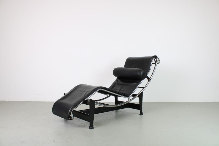 Cassina LC4 chaise longue, zwart leer - gebruikt - Afbeelding 7